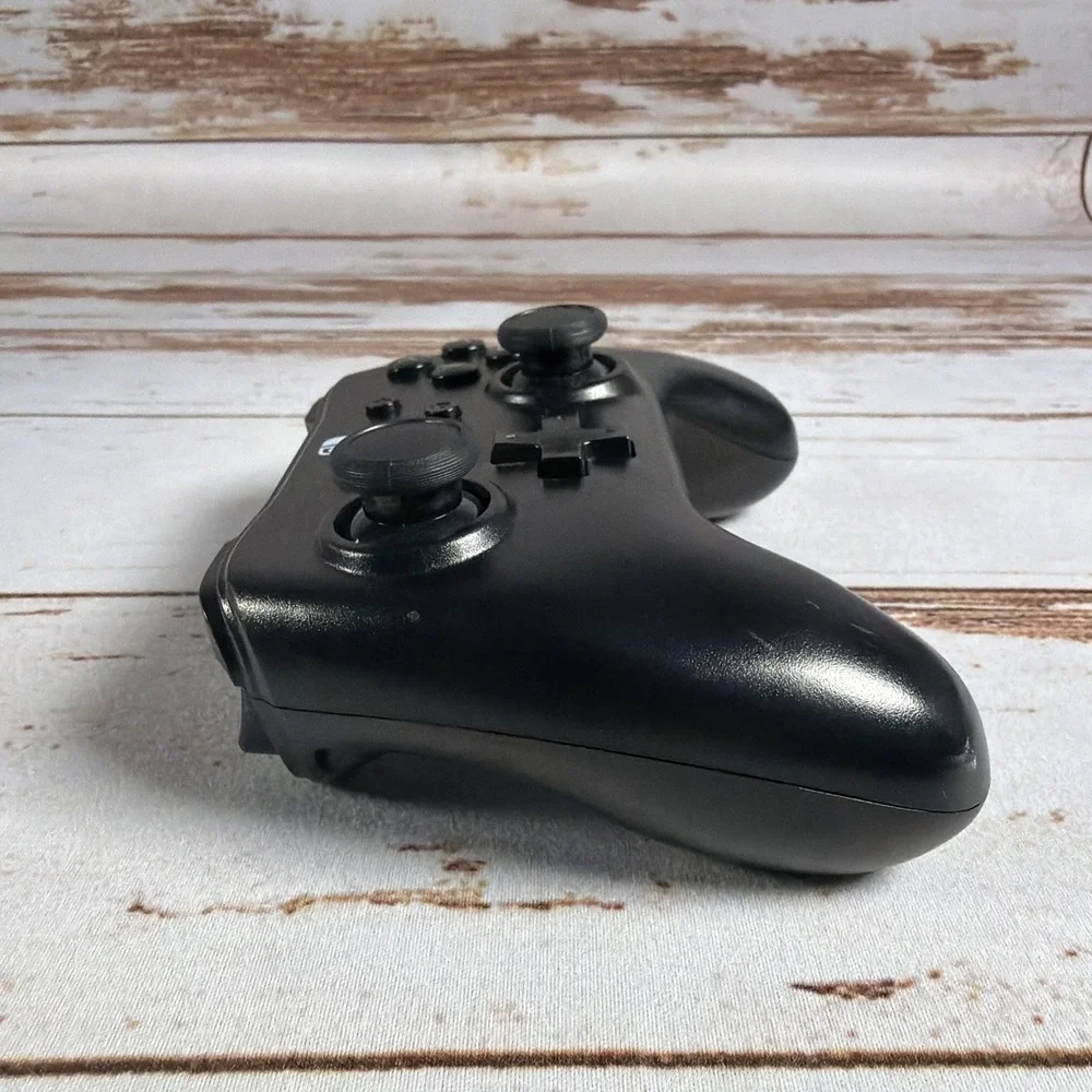 PowerA Wired Controller for Nintendo Switch Black Used No Cable